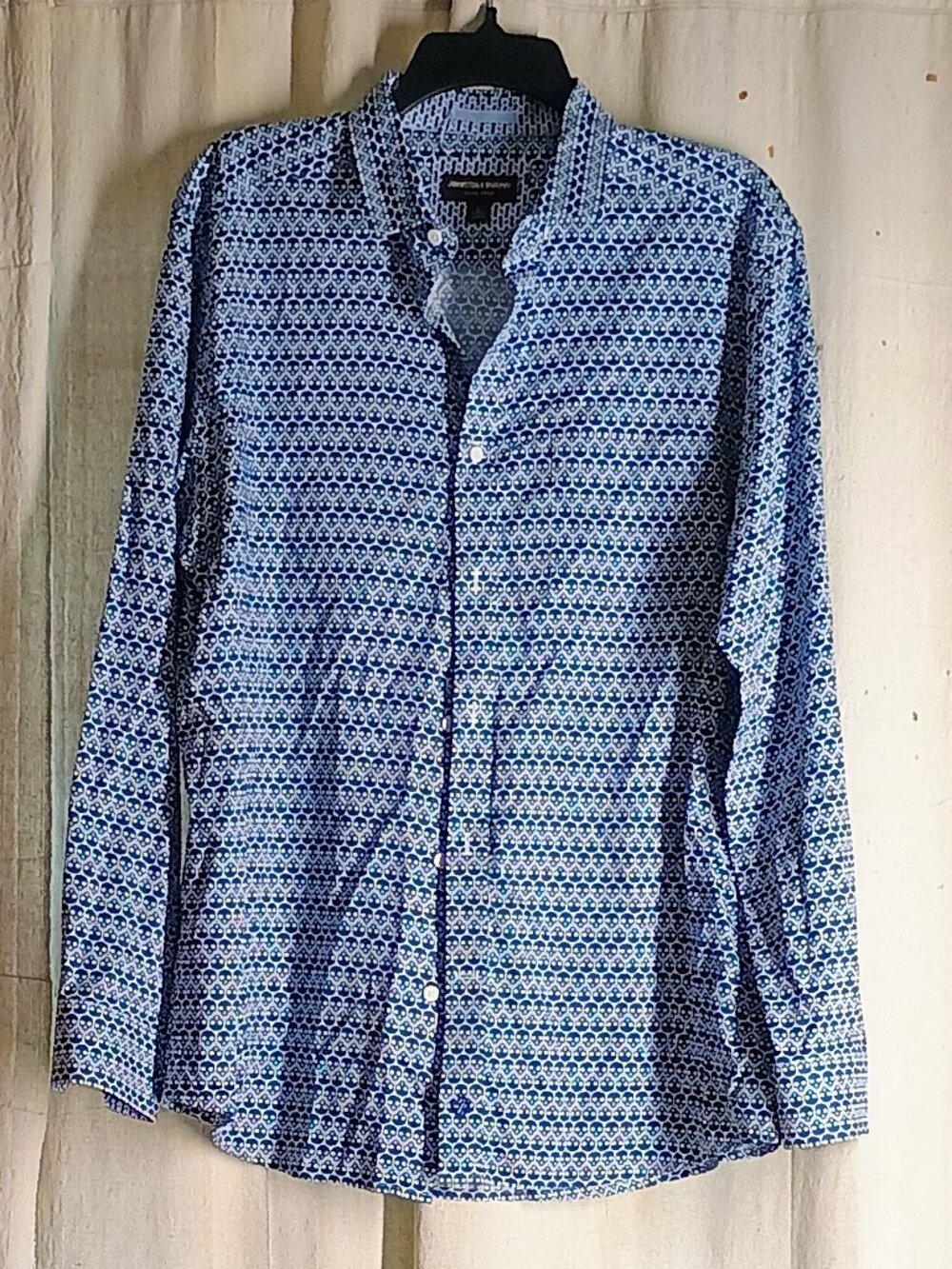 Johnston & Murphy Men's Long Sleeve Skull Print Button Down Shirt